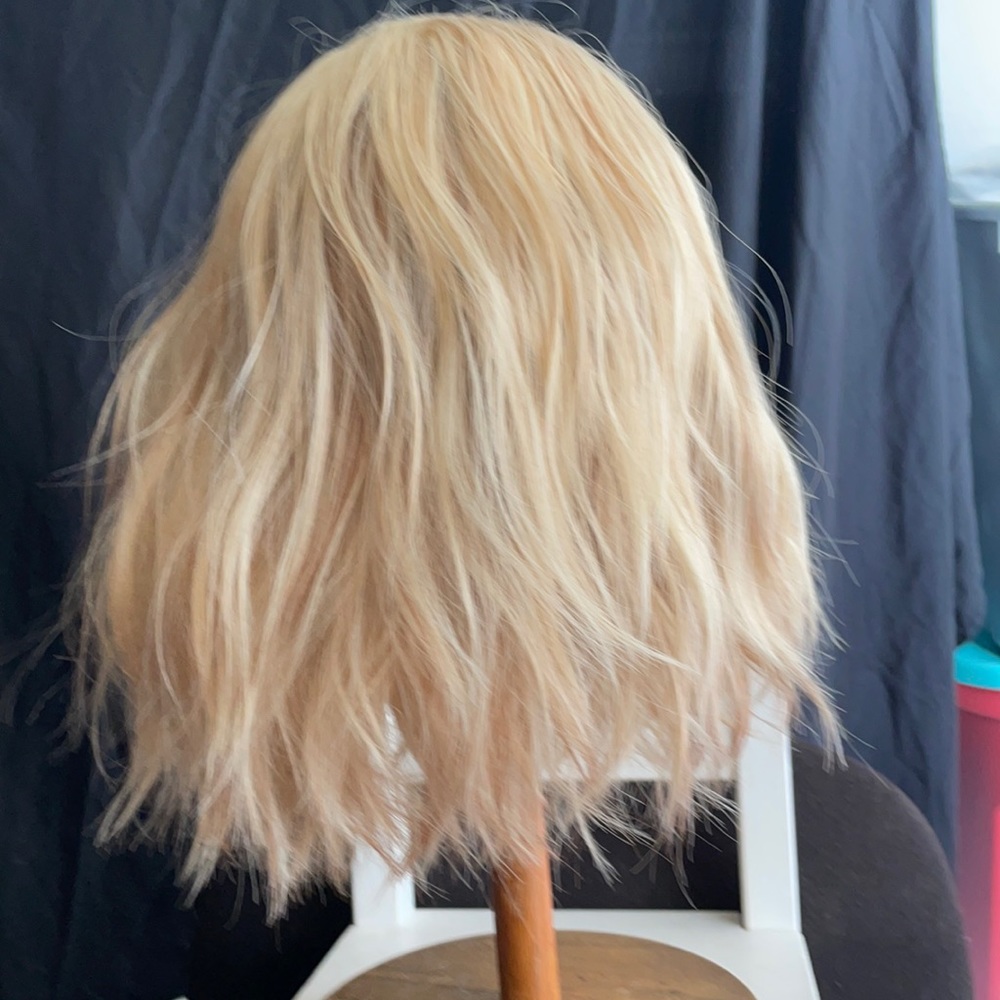 Blond Short  blond and beige wig
